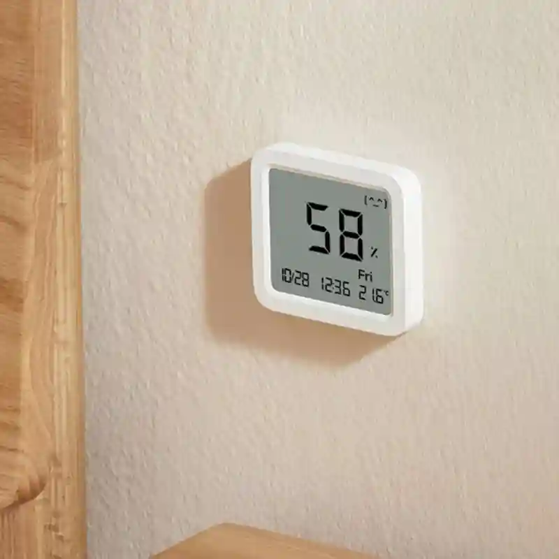 نصب دیواری Xiaomi Monitor 3 با چسب همراه
