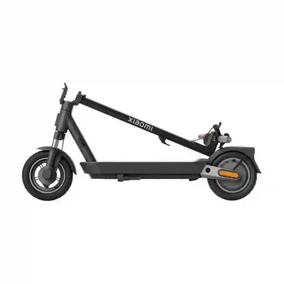 حالت جمعشده Xiaomi Scooter 5 Pro اسکوتر شیائومی 5 Pro در حالت تاشده از کنار