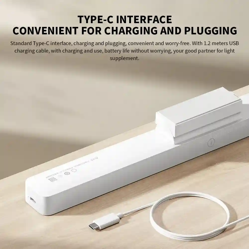 درگاه USB-C روی بدنه چراغ و کابل شارژ