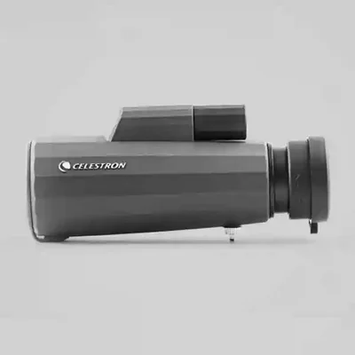 بدنه و چشمی دوربین Celestron SCDT-1042 از کنار نمای جانبی دوربین تکچشمی Celestron SCDT-1042 مشکی