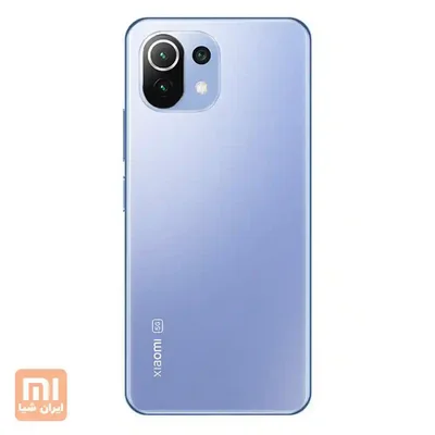 بدنه و دوربین Xiaomi 11 Lite 5G NE نمای پشت آبی Xiaomi 11 Lite 5G NE با دوربین سهگانه